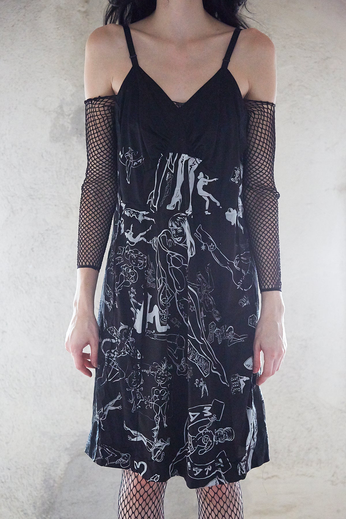 Black B!tch Print Slip 4/5