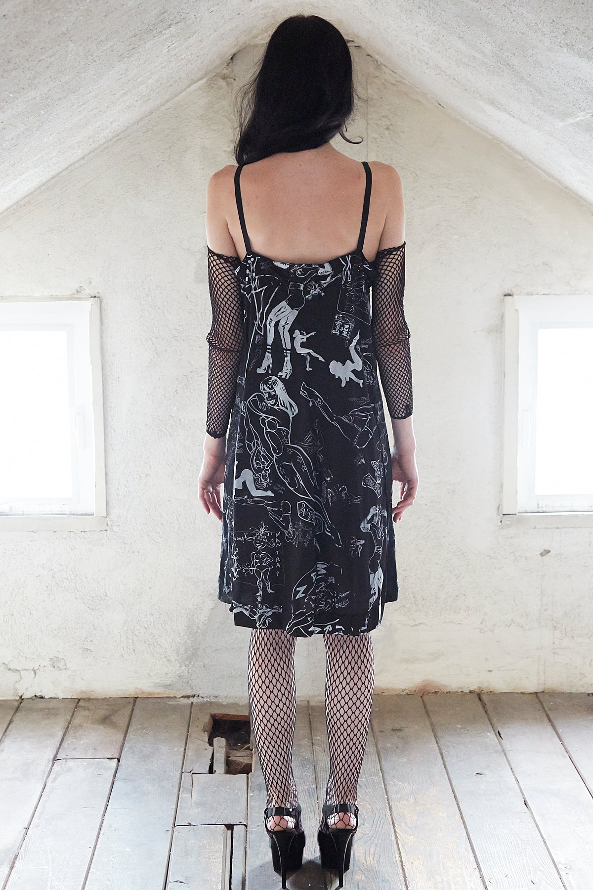 Black B!tch Print Slip 4/5