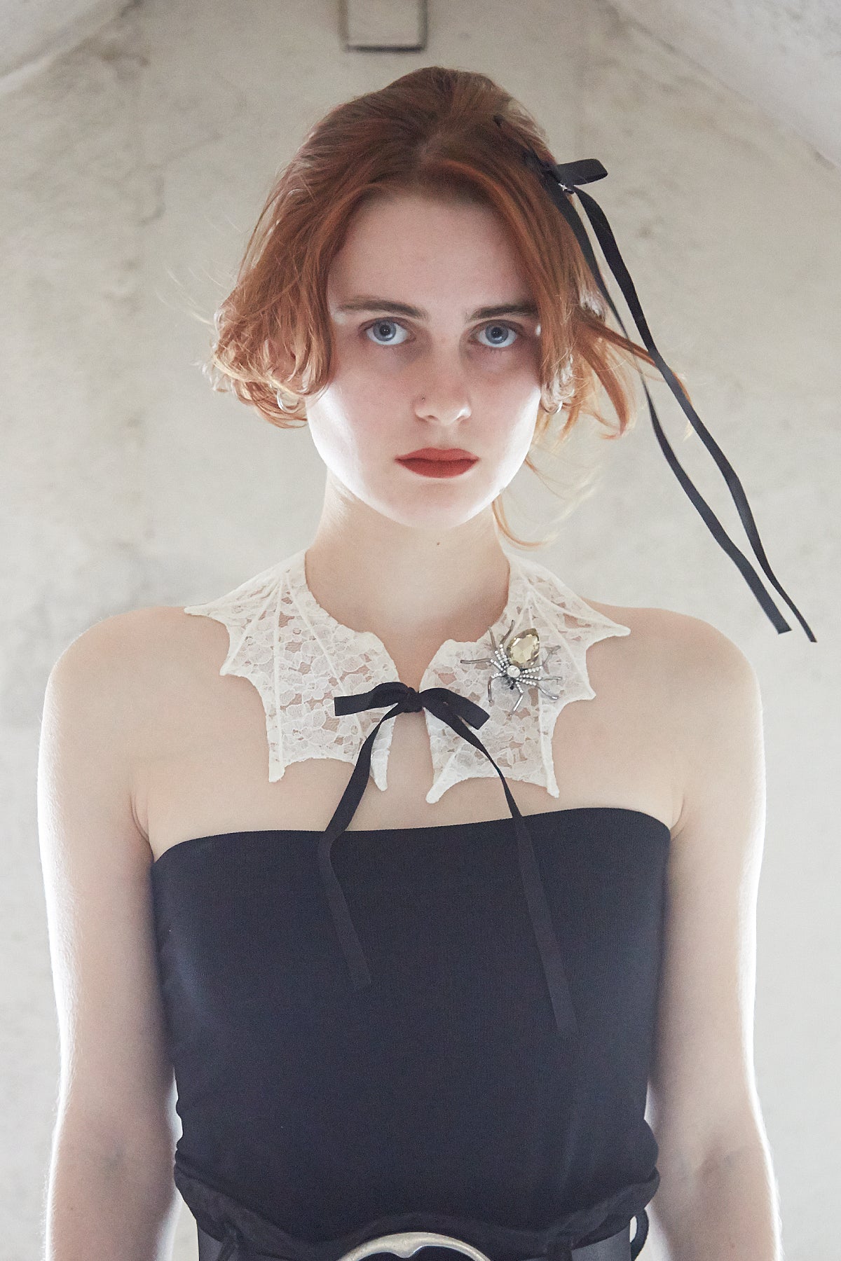 Cream Lace Bat Collar