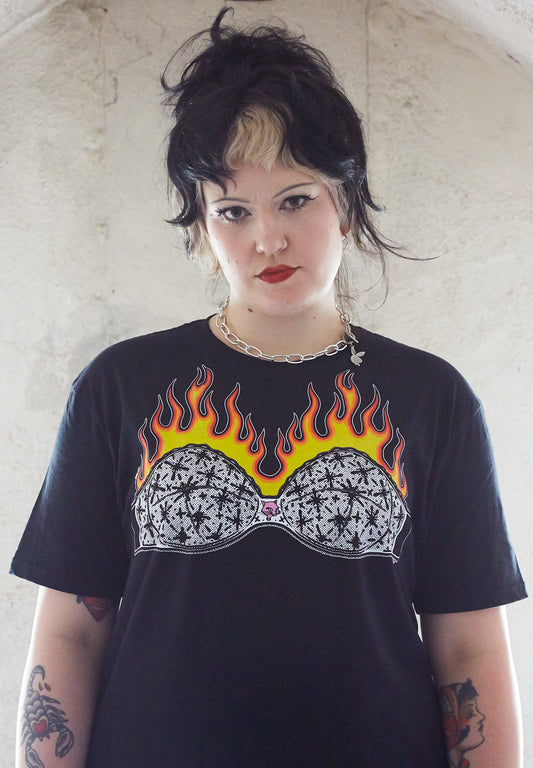 FLAMING BRA TEE