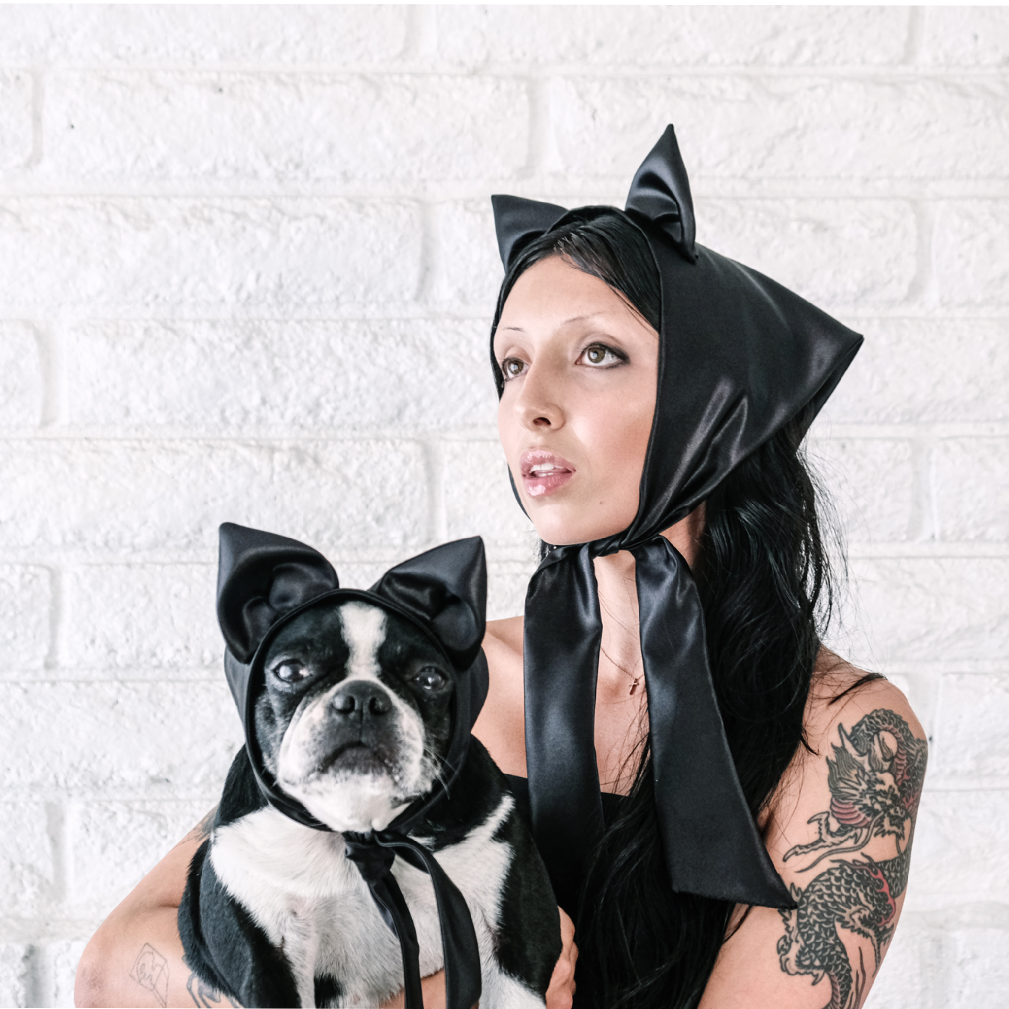 BLACK CAT SCARF